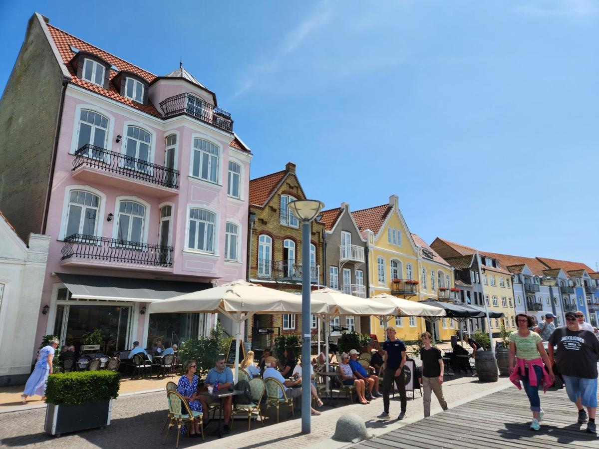 Harbour Walk Aparthotel Sønderborg Exteriör bild
