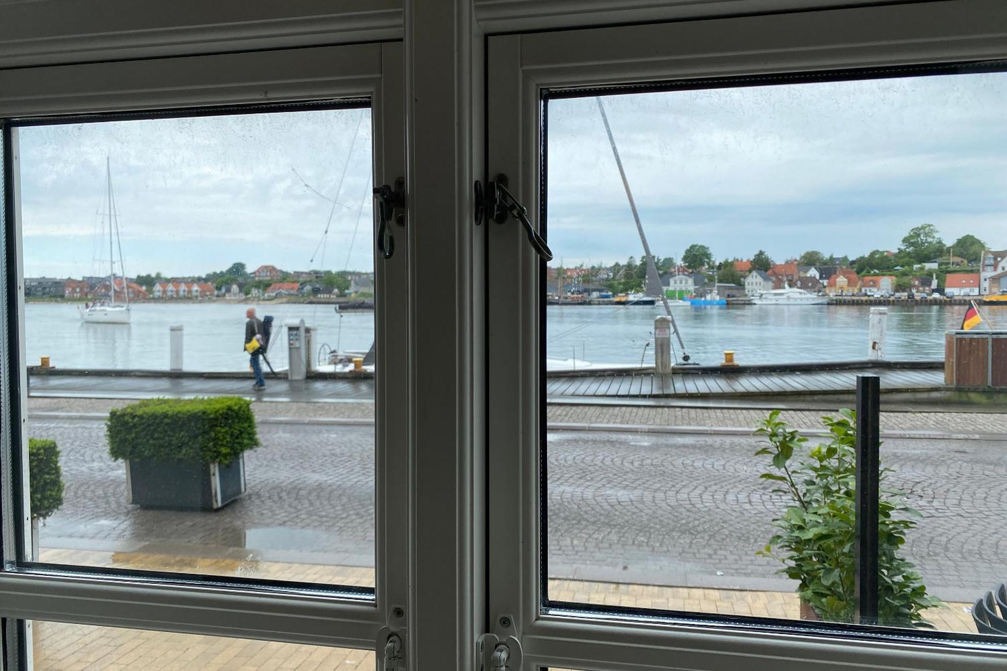 Harbour Walk Aparthotel Sønderborg Exteriör bild